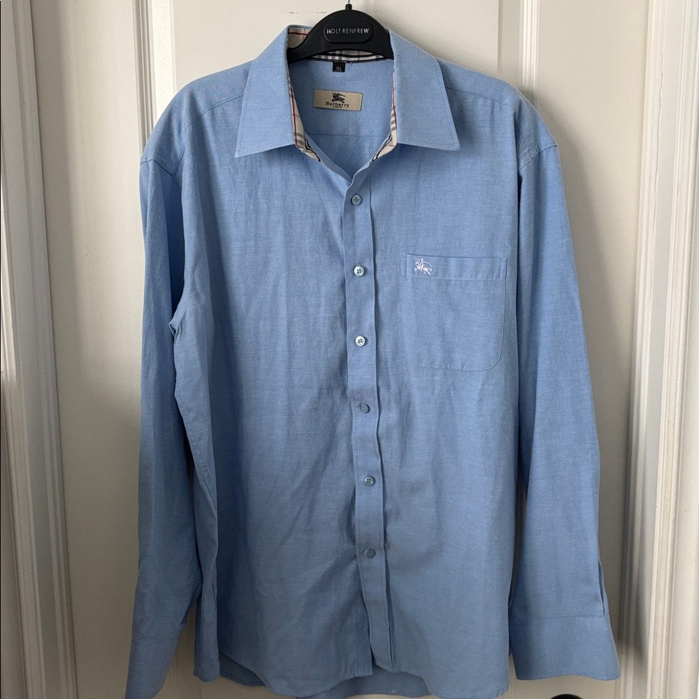 Vintage Burberry Light Blue Casual Button Down Shirt